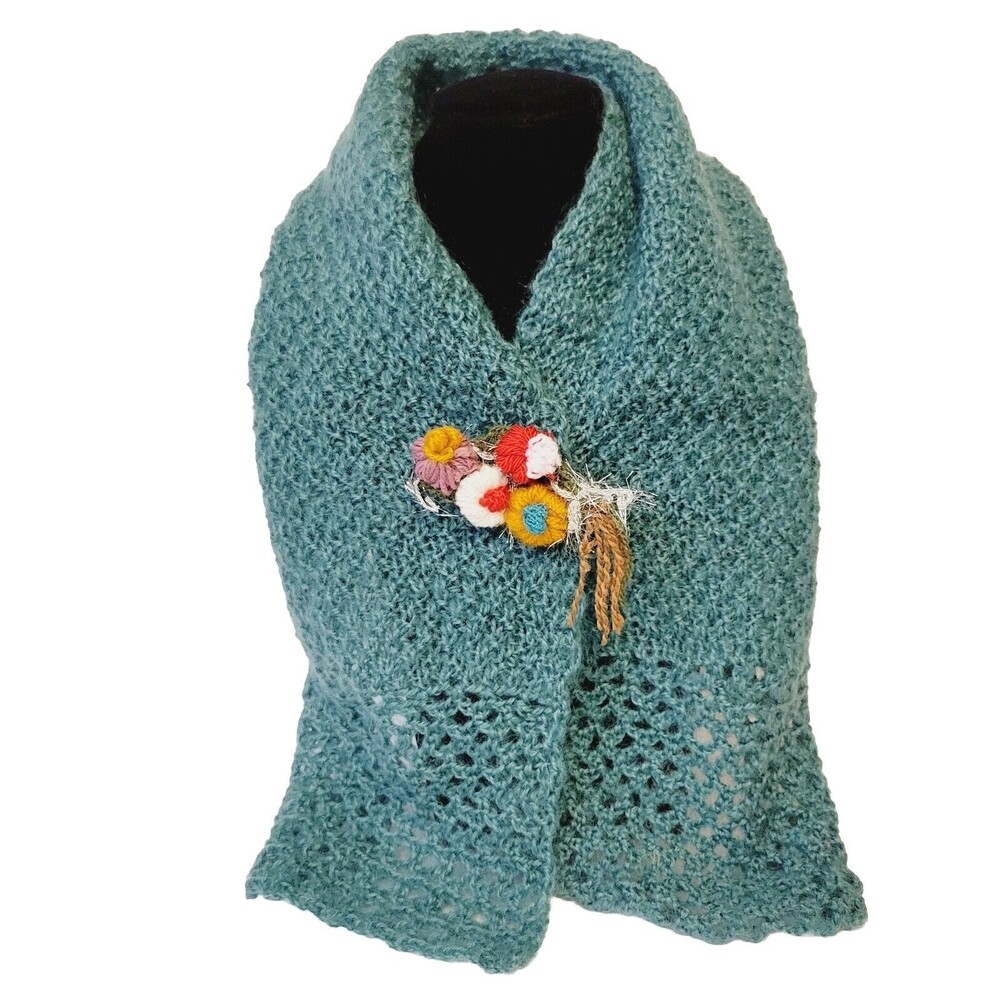 Handmade Knitted Green Retro Style Scarf With Handcrafted Colorful Flower Pin - Picture 7 of 11